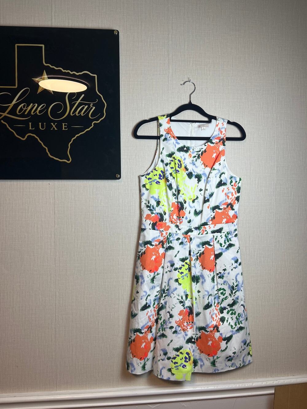 Gap Signature Sleeveless Floral Fit & Flare Dress Size 4